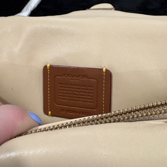 COACH Cream Puffer Bag - Picture 7 of 11